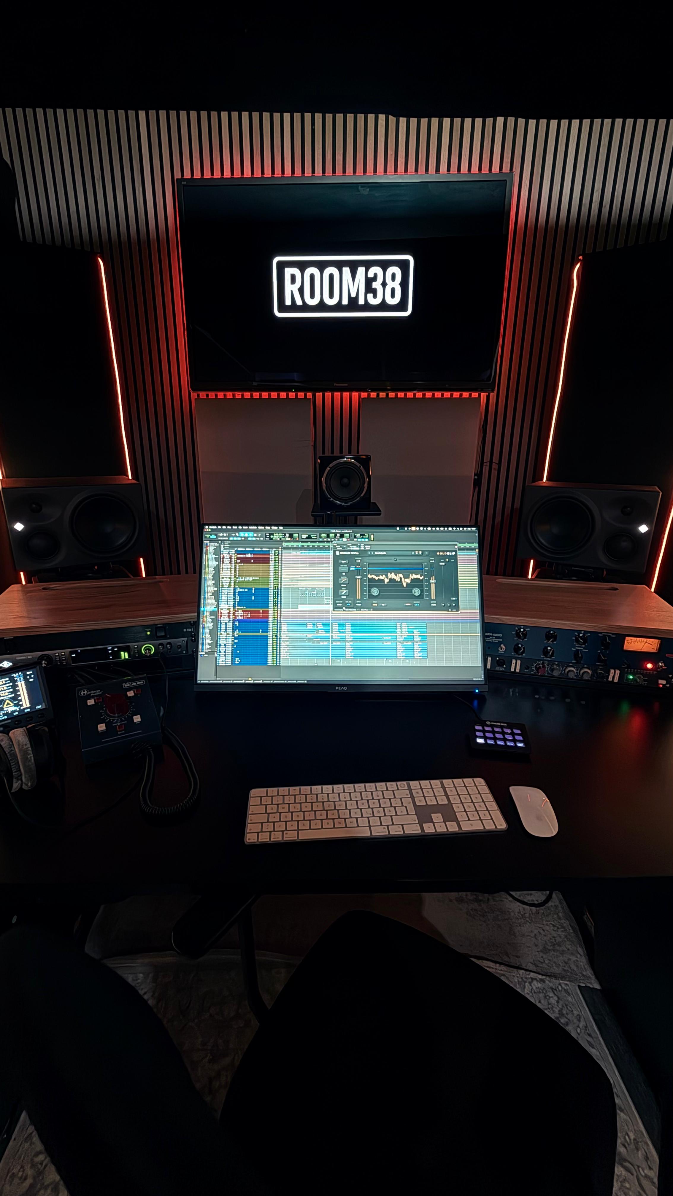 ROOM38 Control Room